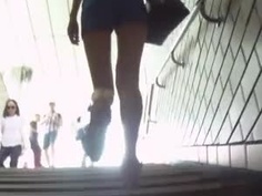 南韓地鐵尾隨抄底偷拍美腿短裙～06