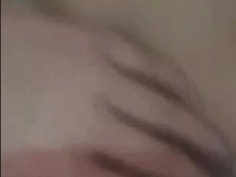 最近很夯手機的直播軟體就是有妹喜歡用來給別人晃奶又掰穴~ (4)