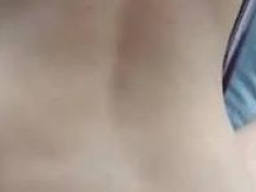 国人胆子也开始大了，玩的越来越刺激了，窗台前性交，外面清晰可见