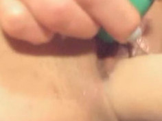 아..이번은 딜도로 좀더 ..강하게~~~! (녹음된사운드가 부끄럽네요…그래서 평소 안넣는거지만 ㅜㅜ ) 한번만  Sound On !  ;b