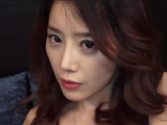 [日本很正無碼!]黑絲的妖豔美女超性感的挑逗，眼神好勾人~