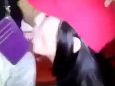 노래방 같이온 섹파년에게 사까시받기 ㅋㅋㅋ