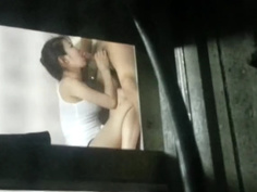 [不能只有我看到!!]望向窗外看見鄰居小夫妻開始前戲!整個過程真實刺激