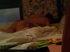 <10살 차이 나던 누나… 4탄.. > 내가 좀 지루끼가 있어서… 한번 하면… 1시간 정도 합니다. 그래도 사정하기 힘든데.. 이 누나하고는 꼭 사정을 하네요…. 여자가 먼저 오르가즘을 온후에  항상 싸는 편이라서… 싸면서 박아주고… 싸고난 후에.. 계속 박아주면.. 여자들이 좋아 합니다. 마지막은 질싸로 마무리….