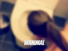 변기청소 중 오 자극적이야