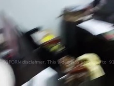 上班飢渴難耐！直接在辦公室打砲