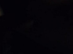 야노하다 공장옆에 계단에 앉아서 즐기기 지나가다 사람들 오면대준다는 여친입니다. 날씨가 따뜻하면 이게 좋아 母狗