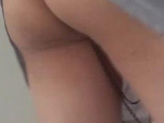 可以称呼这个韩国妹子为“女子暴露狂”吗？