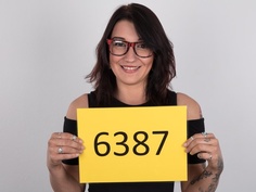 【CzechCasting】6387｜Andrea (25yo), a night bartender from Prague