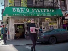 當上空裸模走在紐約街頭......