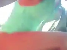 這男的開車技術真好......