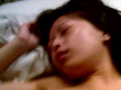 細胸香港女網友被男網友插完再口爆自拍