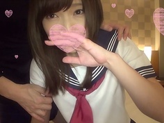 【個人撮影】18歳☆S級美女　成長期おっぱい娘遂に生中出し「早く…奥まで♥」●ヵ月振り制服えっちに理性崩壊勝手に腰振り連続絶頂！カレシより先に種付許可【モザ無】全員おまけ動画付 FC2-PPV 597145 - 1