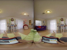 Guy gets caught jerking off so teen decides to finish the job in VR