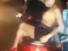 天气实在是太热了，可以理解。