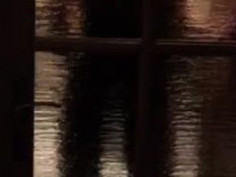 老婆在里屋被人操。 淫妻最爱啊~一墙之隔的刺激