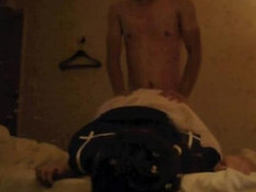 港女著住校服被推車