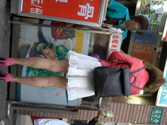 真‧偷拍神人!! 老司機帶你看遍裙下的風光明媚 12