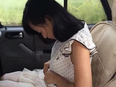 鄉村女孩出乎意料的猥褻 主動舔舐刺激著趕緊搞車震