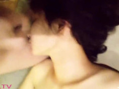 香港中文大學生「嘉嘉」喝多了 迷迷糊糊的被同學性侵後又被搞了一次射臉!!