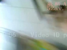 [自拍露臉]女友換上新的護士服，還不扣釦子，直接撲到連潤滑液都來不及擦就開始！最愛她的美胸～做完還是要顏射（有影）