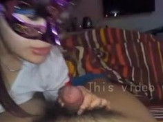 「哥哥～舒服嘛？」預約很久的外約女友～盡情享受，最濃一發先口爆！（有影）