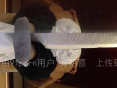 记录媳妇从含羞到调教投入3P的全过程