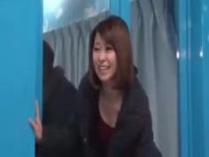 キュートな美人巨乳奥様が草食男子の他人棒のセンズリ鑑賞から寝取られちゃいます！