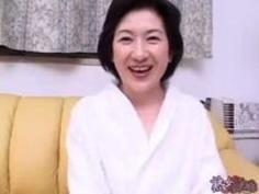 可愛い五十路熟女青木奈々Redtube無料ブルネットポルノビデオ40 min