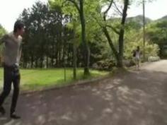 【無料動画 pornhub】ノーブラニットの巨乳人妻に、野外でパイズリしてもらって、そのまま生でセックス