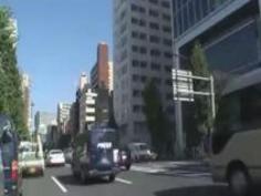 人妻がガムテープで口をふさがれレイプをされてしまうという悲劇的すぎる状況です