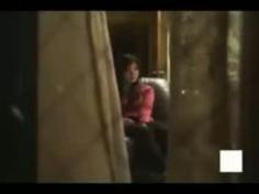 カーテンの隙間から見えた美女の膣尻同時責め腰振りオナニー姿を盗撮