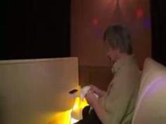 【おっパブ】「ぃ、挿れちゃ…だめです…っ！」潜りで働く爆乳JKに無理やりチンポ挿入して騎乗位中出しする鬼畜オプ！！！！