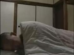 【百合レズビアン無料動画】ビアン だんなの兄とふりんする不貞の妻。熟れた身体は感度が高く何度も快感に身を任せるのであった！！。