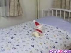 サンタ姿の桜田さくらがモテない男子を慰める！無修正動画