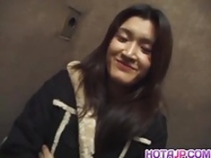 暑いブルネット喫煙琴乃が膝を痛めて吹く