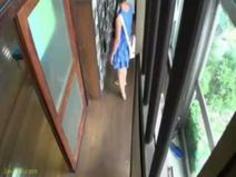 【素人】男湯の更衣室にいた幼女にチンポビンタ→容赦なく生ハメ顔射