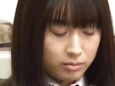 修理士とティーン女の子