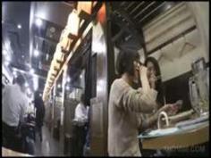 真っ昼間から飲んでる人妻は100%誘われ待ちｗｗｗ超美尻のスタイル抜群な奥様ゆずきさん(28歳)ほろ酔い状態の為判断力低下！？…