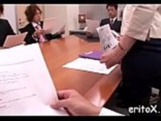 奇妙な男は日本の天使を賭けます