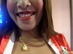 巨大なおっぱいを持った日本人のおばあちゃん。