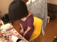 【素人羞恥】スレンダーな素人人妻の、羞恥プレイエロ動画！！