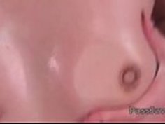 Yuria Manoは良いファックの後におっぱいでザーメンを望んでいる