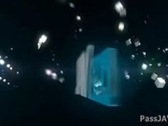 2人の暖かいおっぱいにサービスしている彼女の膝のリリス・アヤカ