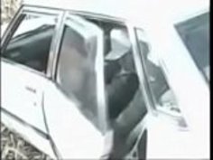 自転車に乗る女子学生