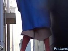 東京の路地では、おしっこがおしっこ