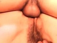 彼女のデリエールから撃たれたストッキングのおばあさんの日本のセックスクイーン