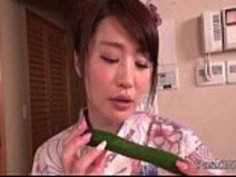 Ryouka篠田は角質感じているとジューシーな猫の遊びのためにあります