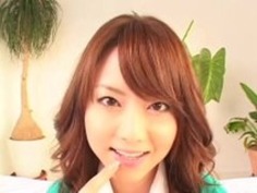 日本の女の子のガラス舐め1