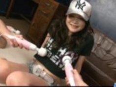 はるか悠は彼女の毛むくじゃらの女にコックと威勢見えます